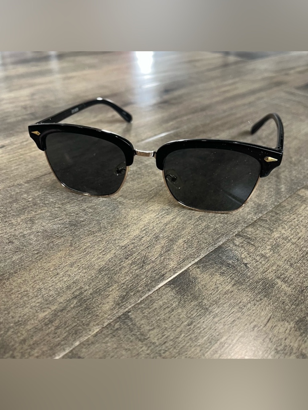 Steve Madden Women's Clubmaster Sunglasses Black Frame & Lens Designer